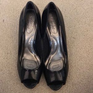 open toed black heels